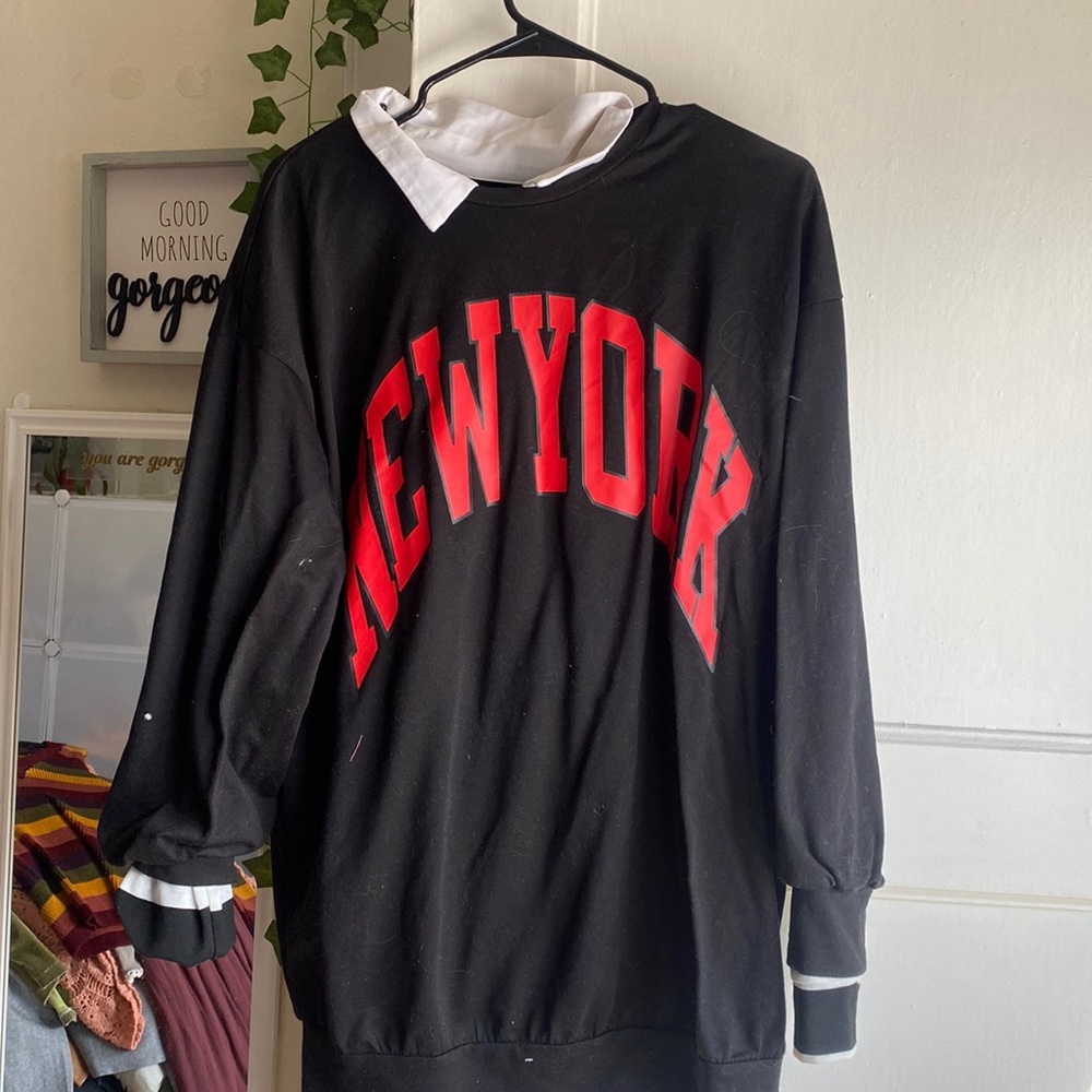 New York sweatshirt with layered collar BUNDLE